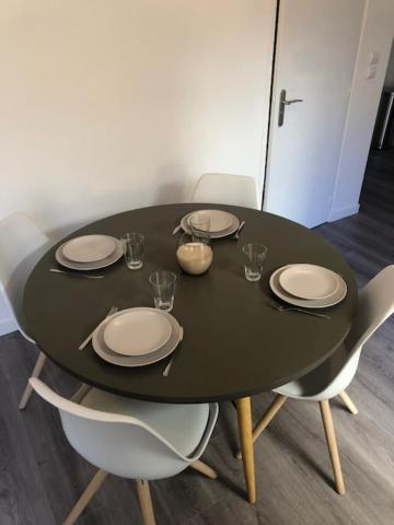 Un Coin De Verdure Dans Le Centre De St Etienne Apartment แซงต์-เอเตียน ภายนอก รูปภาพ